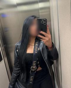 Chica busca chico en Ibiza: 