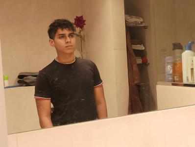 698906036: Chico busca chica en Alicante