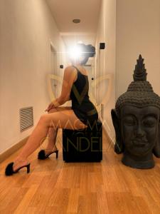 616866493: Chica busca chico en Granada