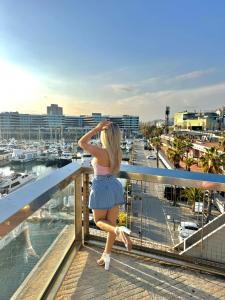 Chica busca chico en Barcelona: 