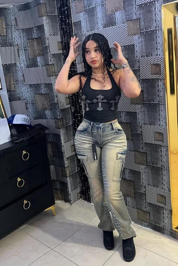 Chica busca chico en Tenerife: 