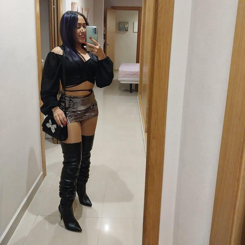 658265054: Chica busca chico en Huelva