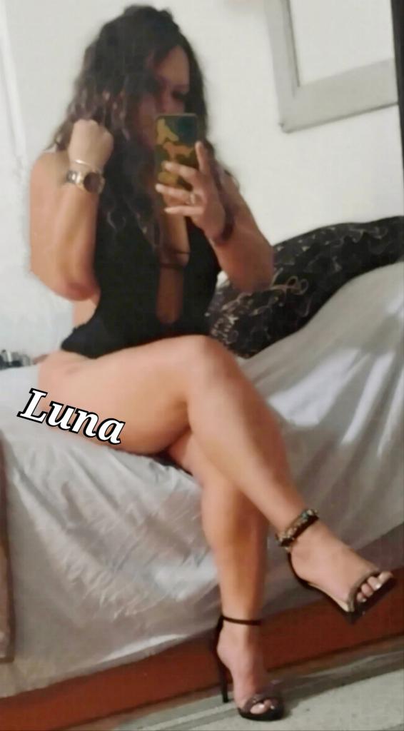 Chica busca chico en Sevilla: 