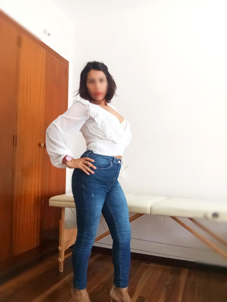Chica busca chico en Cantabria: 