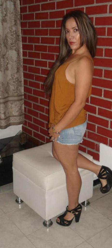 614833308: Chica busca chico en Córdoba