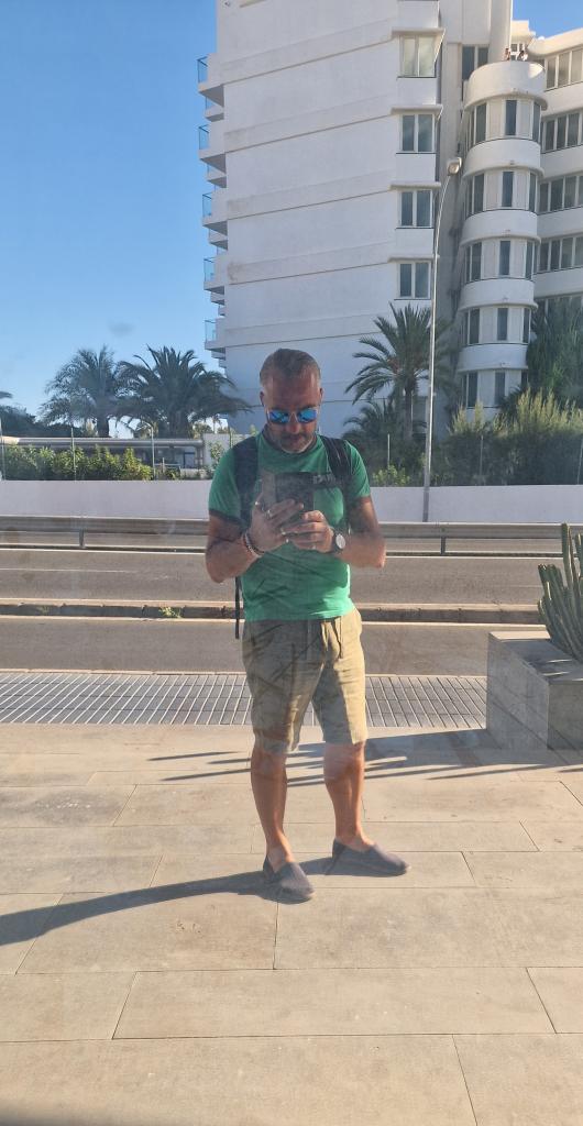 622687452: Chico busca chica en Granada