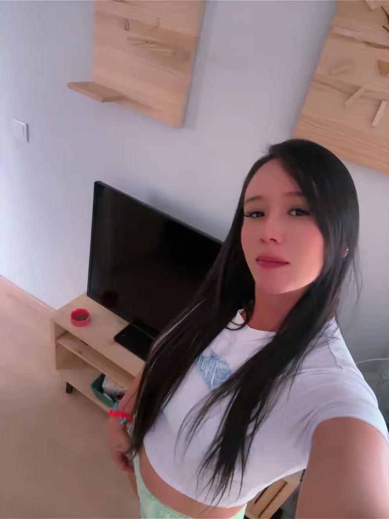 Chica busca chico en Cáceres: Chica busca chico
