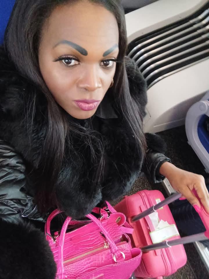 Transexual en Zaragoza: Transexuales y Travestis