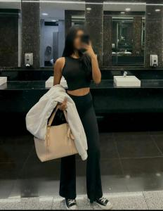 610051319: Chica busca chico en Sevilla