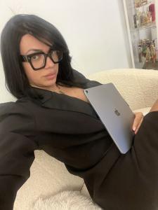614593270: Chica busca chico en León