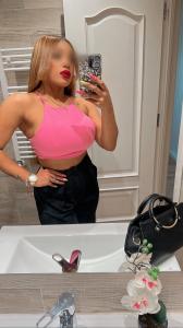 622747930: Chica busca chico en La Coruña