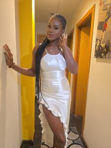 986419963: Chica busca chico en Pontevedra