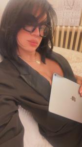 614593270: Chica busca chico en León
