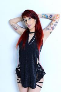 654731470: Chica busca chico en Valencia