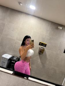 667051921: Chica busca chico en Mallorca