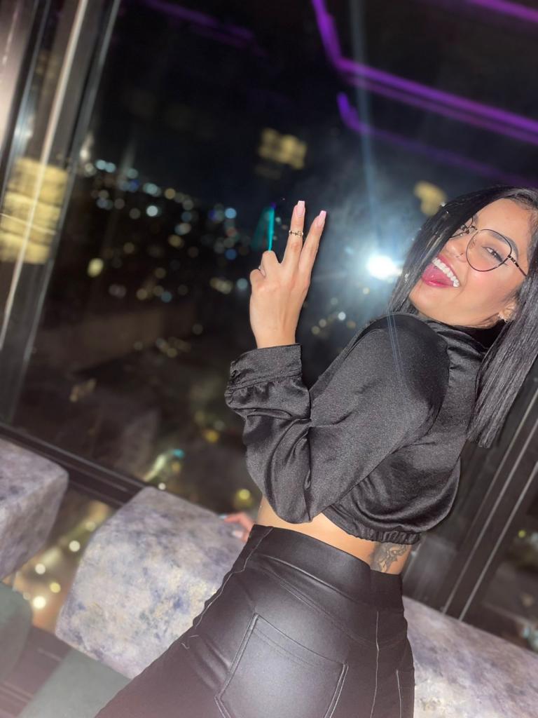 695981667: Chica busca chico en Albacete