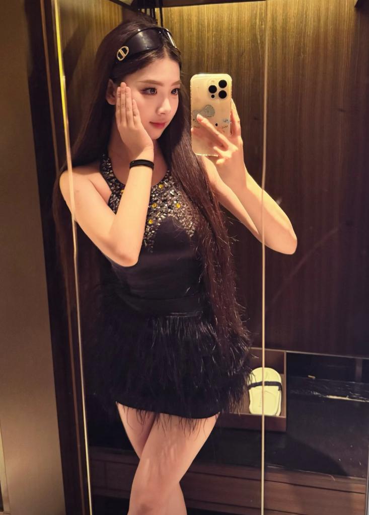 Chica busca chico en Barcelona: Chica busca chico