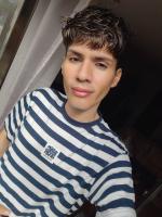 644087698: Chico busca chica en Asturias