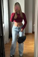 631017671: Chica busca chico en Sevilla