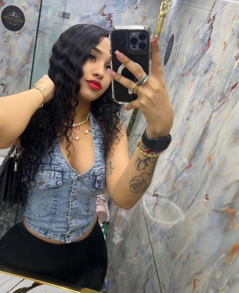 Chica busca chico en Tenerife: 