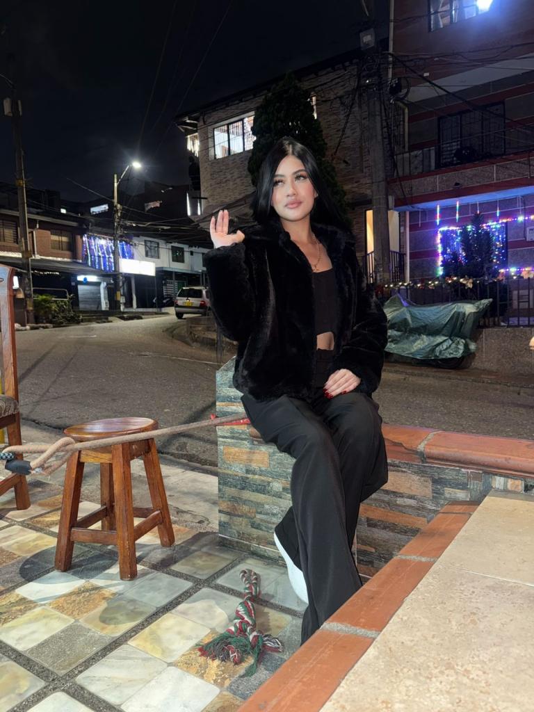 Chica busca chico en Murcia: 