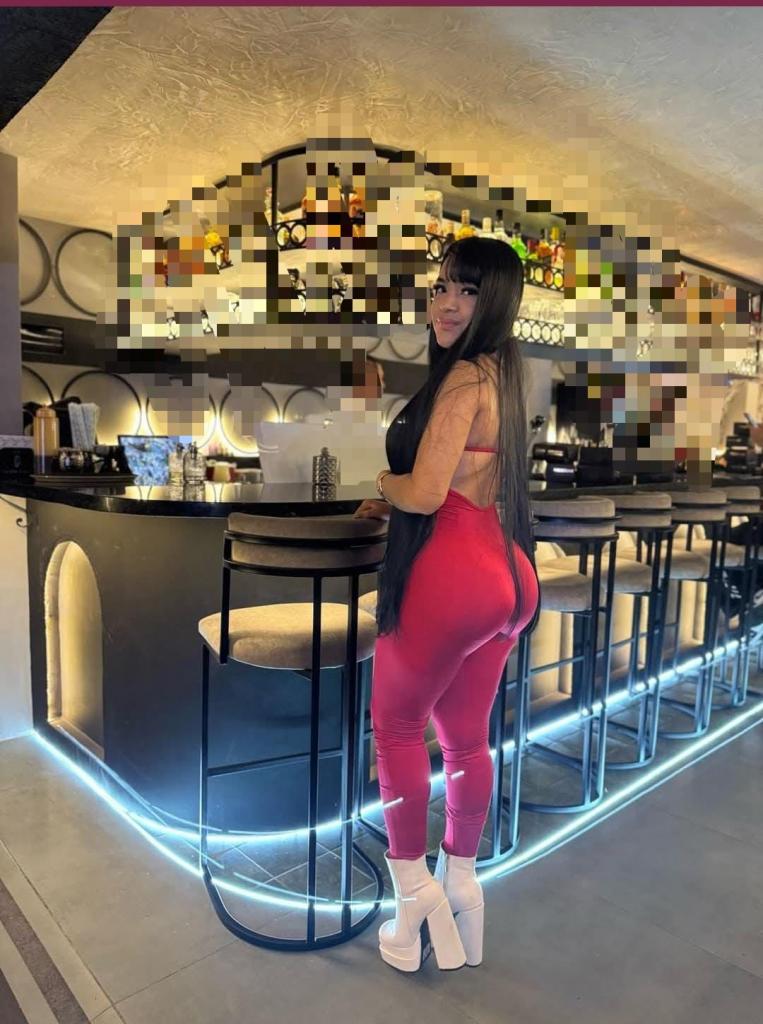 Chica busca chico en Asturias: 