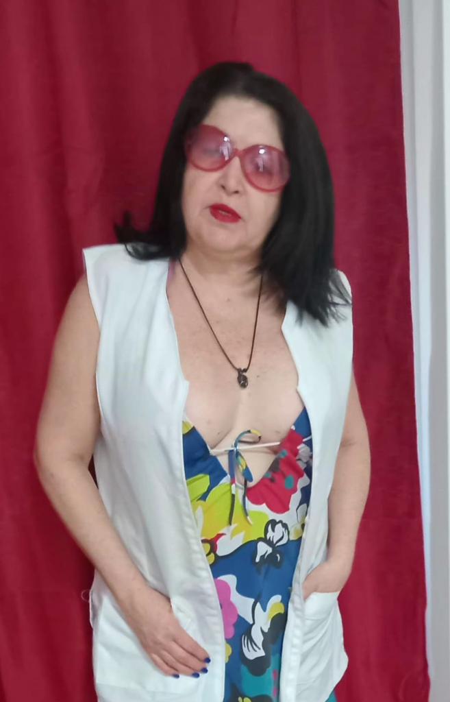Chica busca chico en Zaragoza: Chica busca chico