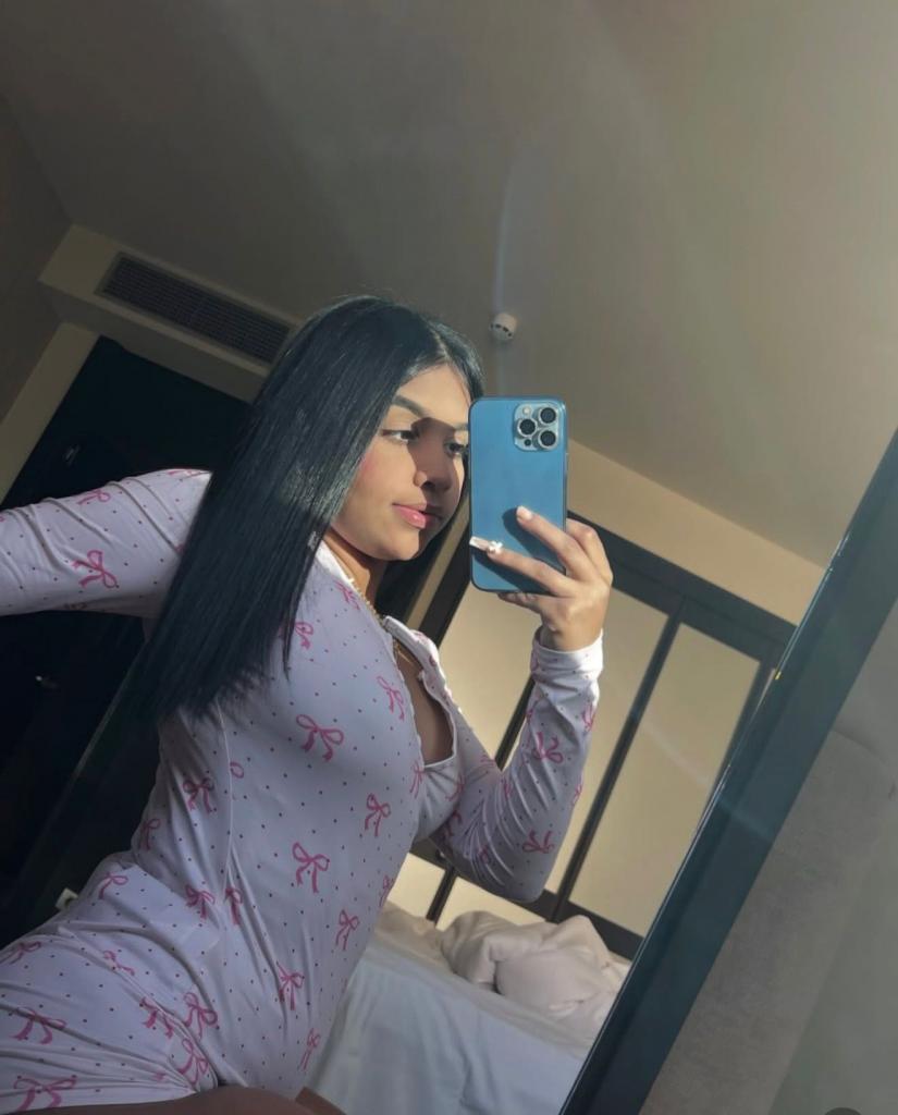 Chica busca chico en Tenerife: 