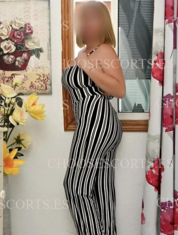 Chica busca chico en Tenerife: 