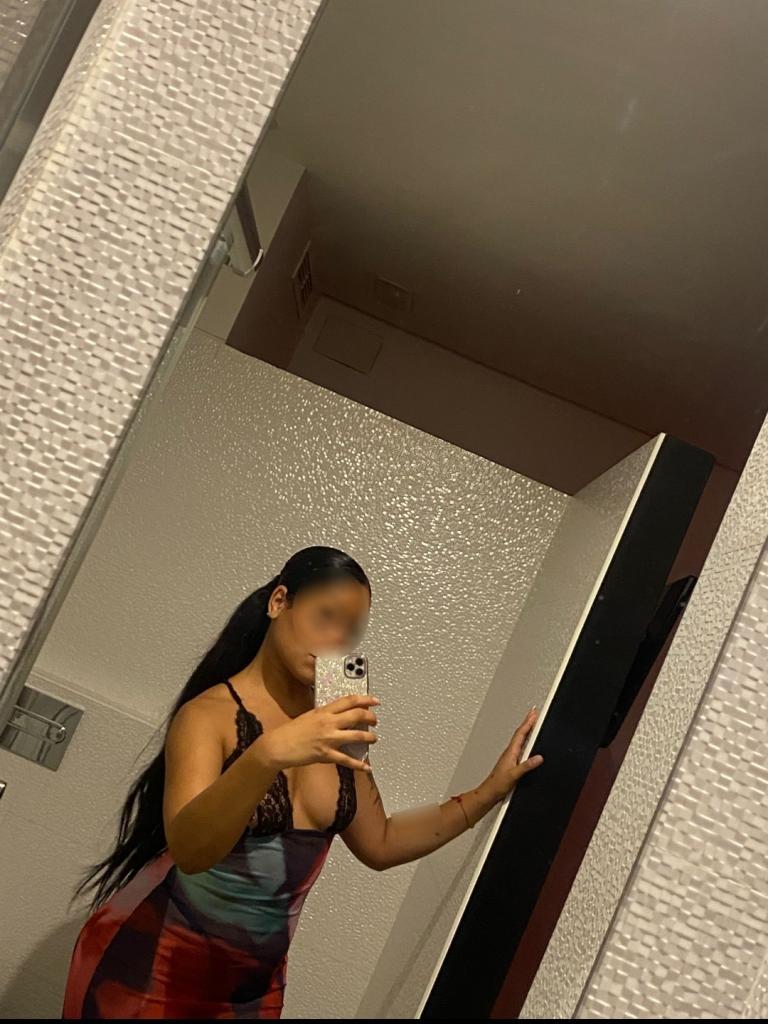 622893905: Chica busca chico en Málaga