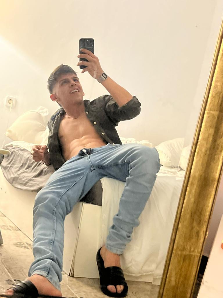 Chico busca chica en Mallorca: 