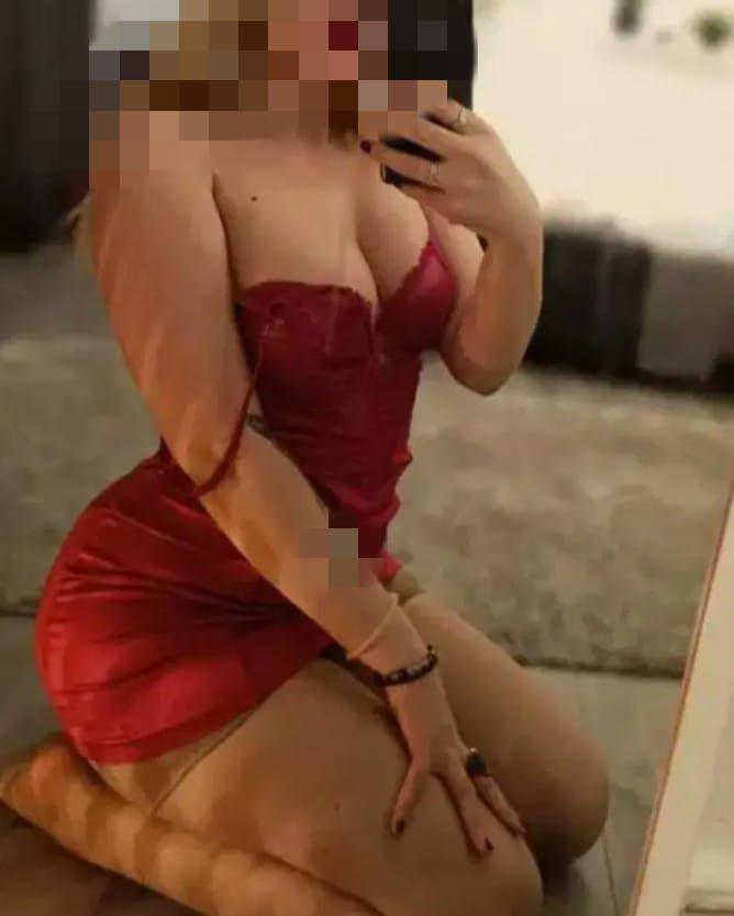 Chica busca chico en Cádiz: 