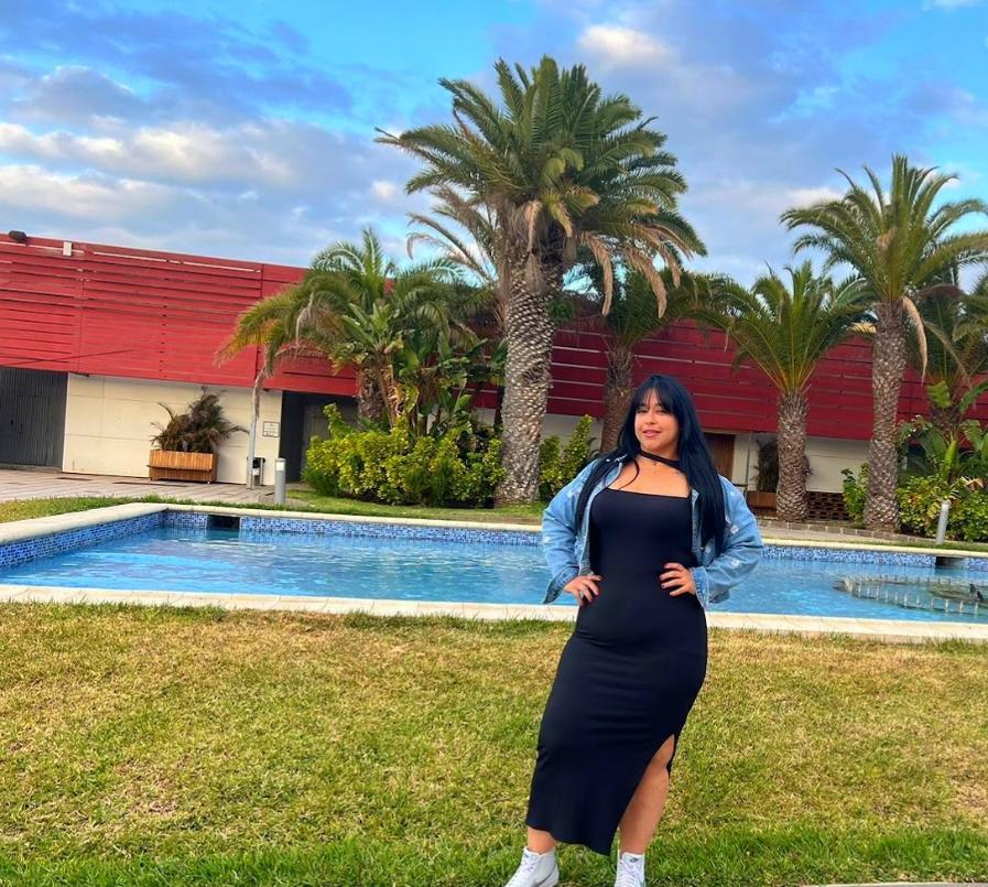 Chica busca chico en Tenerife: 