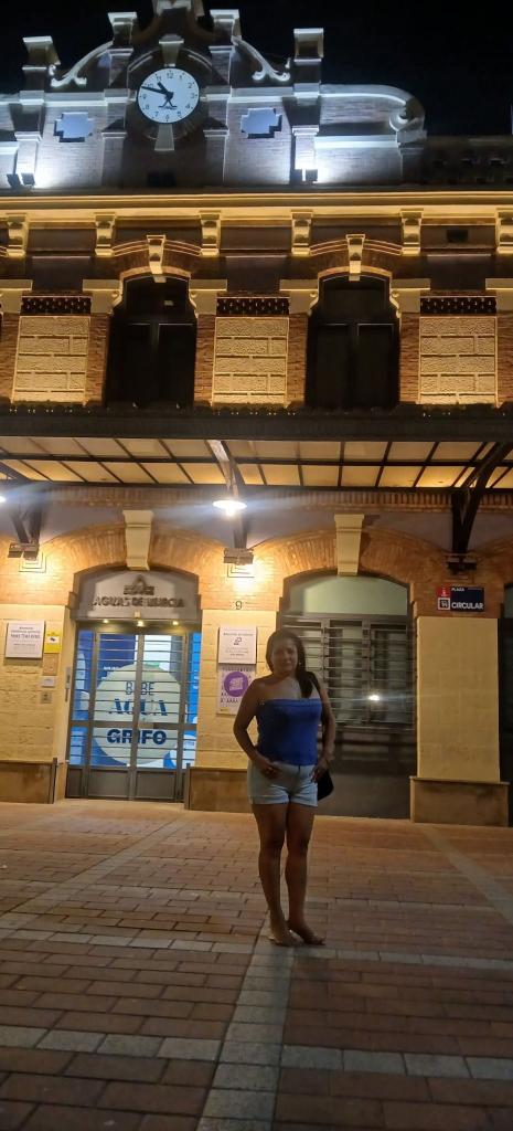 642755370: Chica busca chico en Murcia