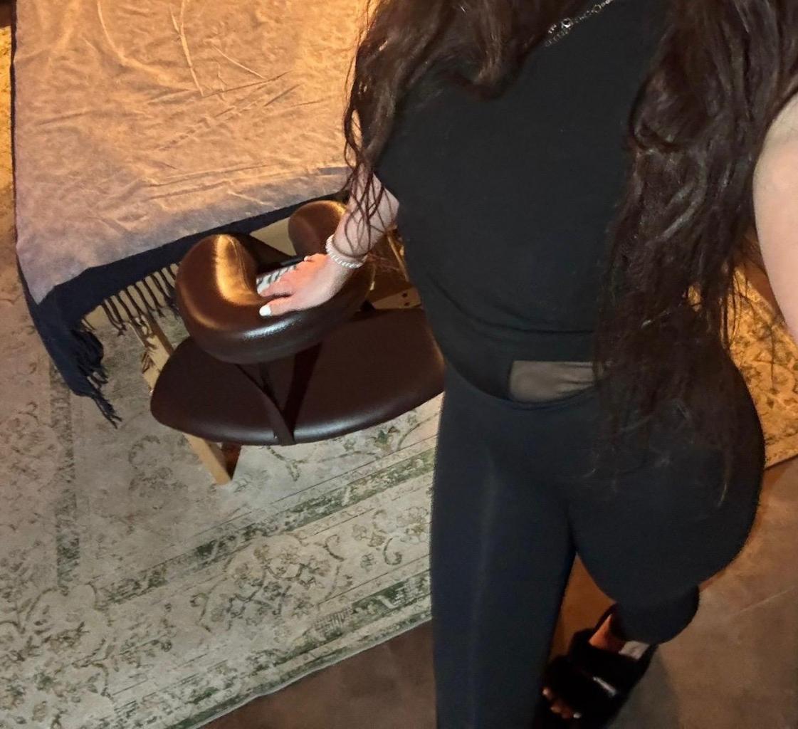 667559427: Chica busca chico en Barcelona