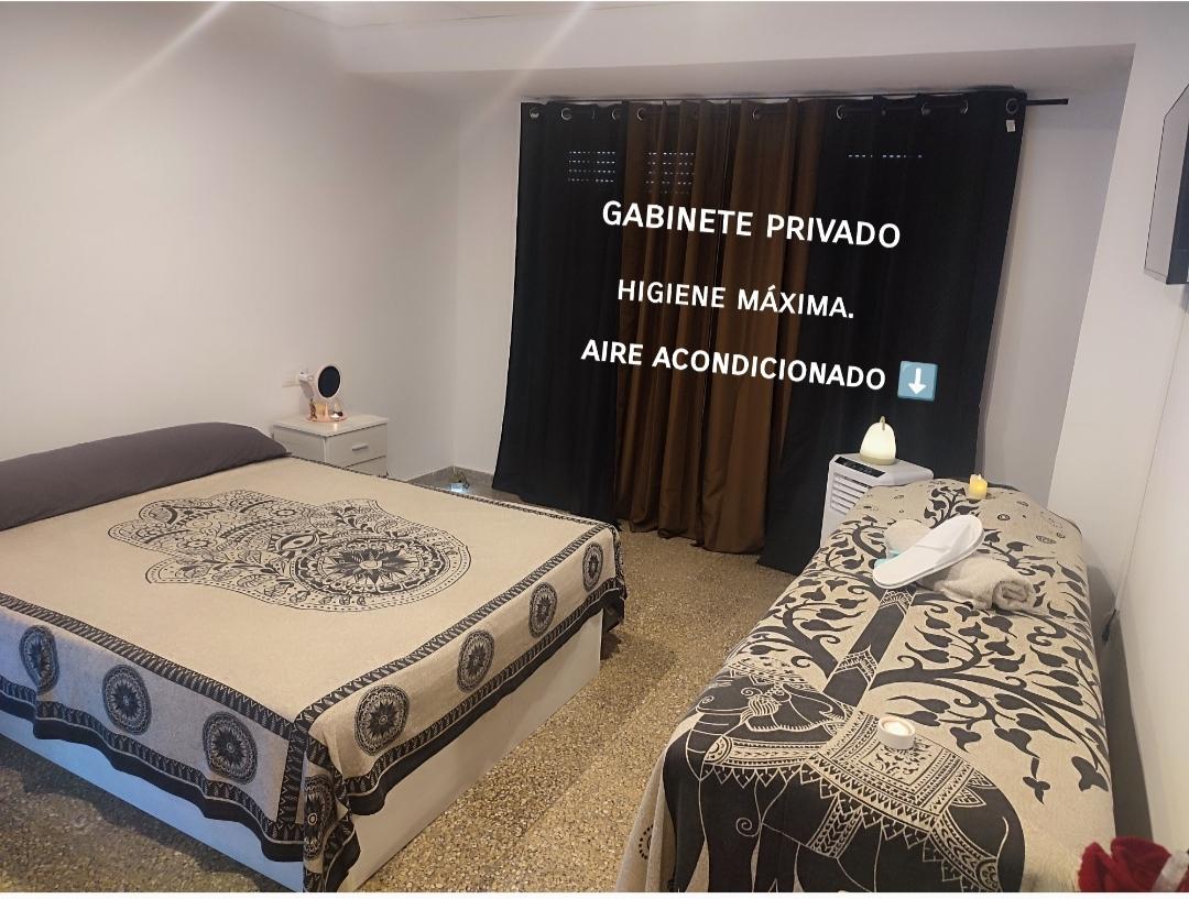 Chica busca chico en Castellón: 