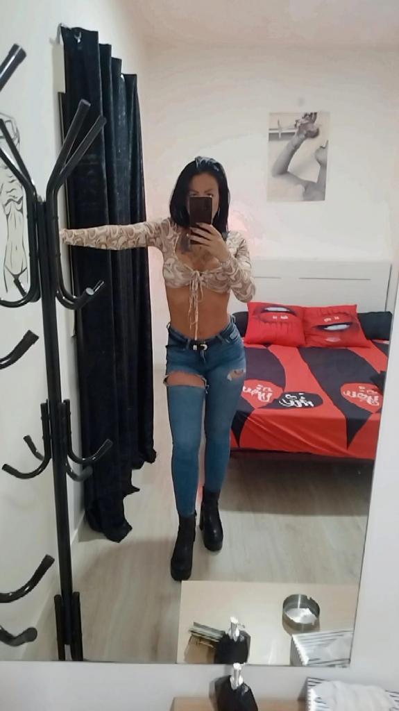 Chica busca chico en Barcelona: 