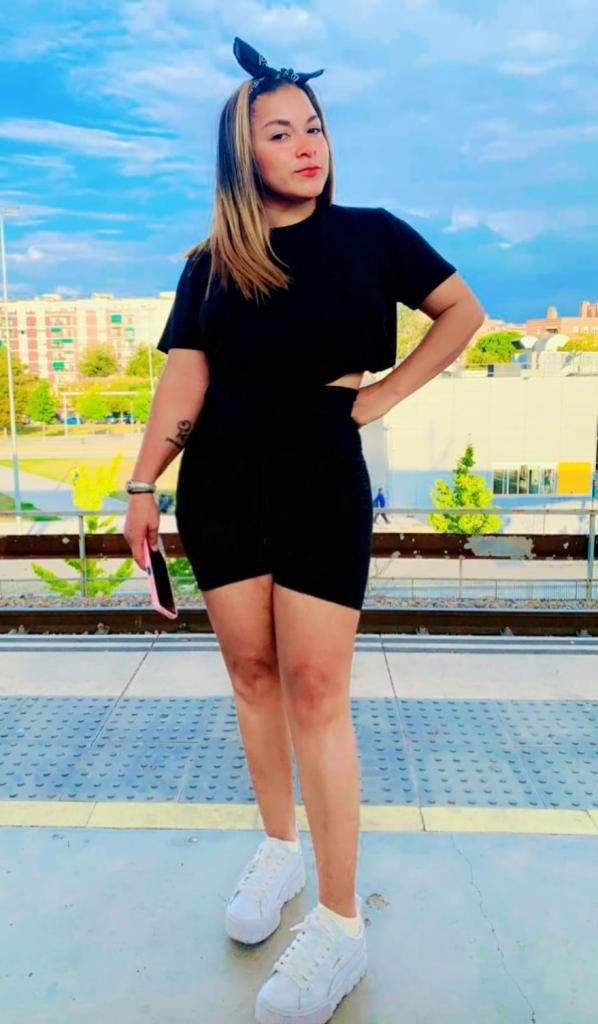 624987327: Chica busca chico en Zaragoza