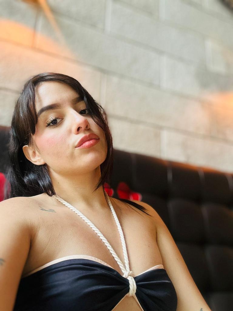 Chica busca chico en Alicante: 