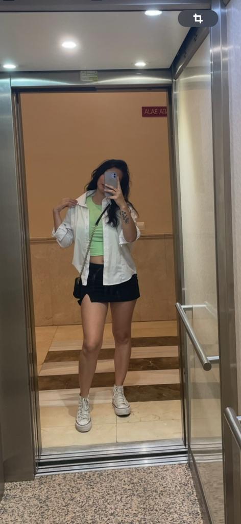 695415776: Chica busca chico en Madrid