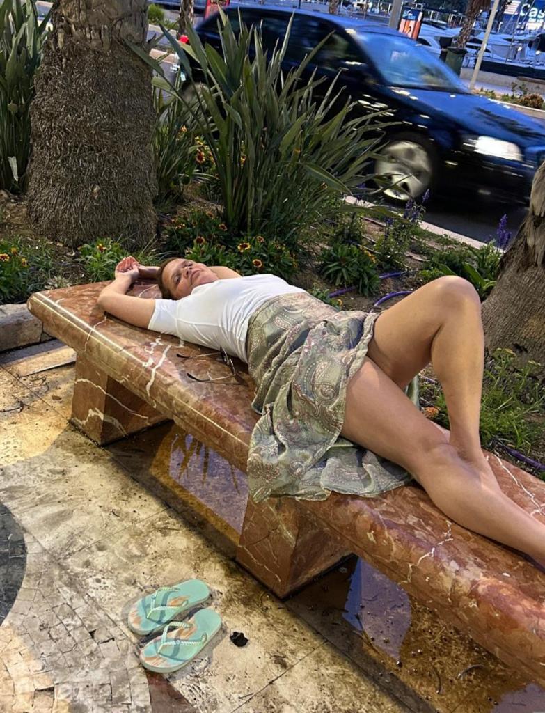 614096578: Chica busca chico en Valencia