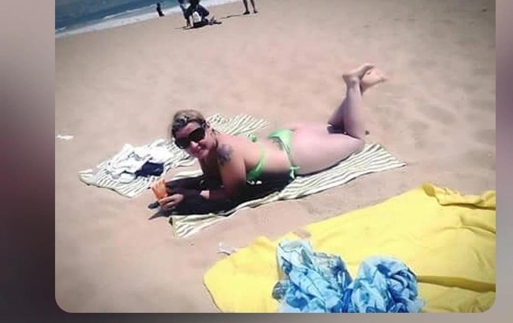 Chica busca chico en Almería: 