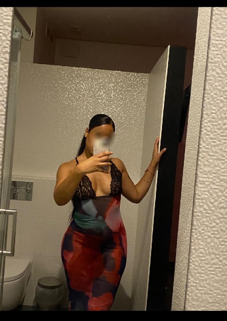 622893905: Chica busca chico en Málaga