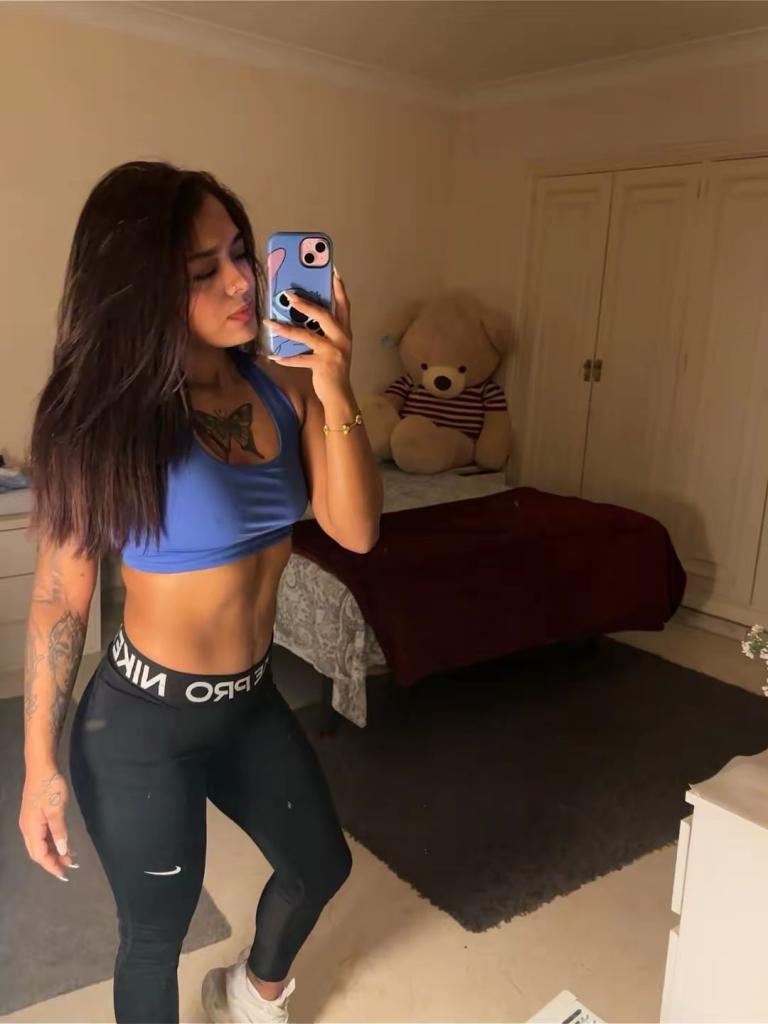 661448826: Chica busca chico en Mallorca