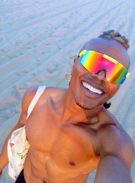 633894506: Chico busca chica en Madrid