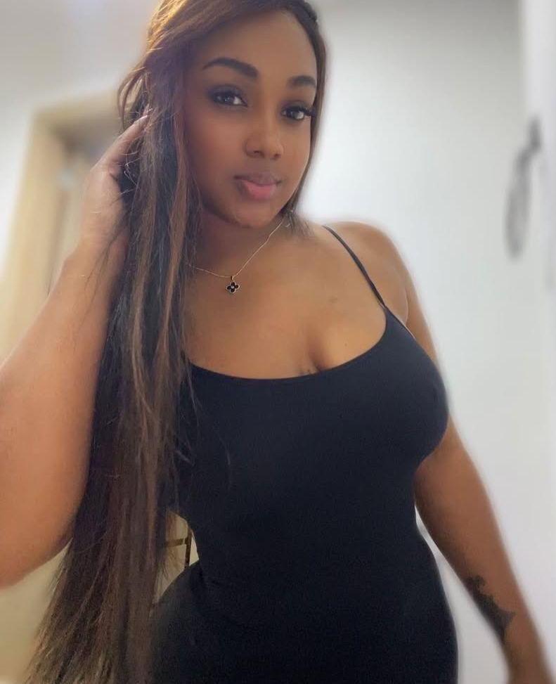 Chica busca chico en Granada: 