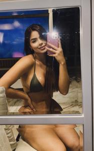 631941598: Chica busca chico en La Coruña