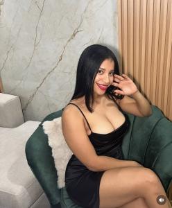 672846996: Chica busca chico en Barcelona