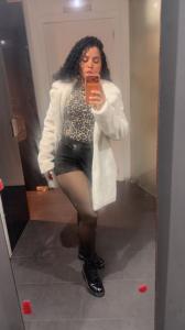 632356041: Chica busca chico en Almería