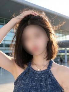 605741162: Chica busca chico en La Coruña